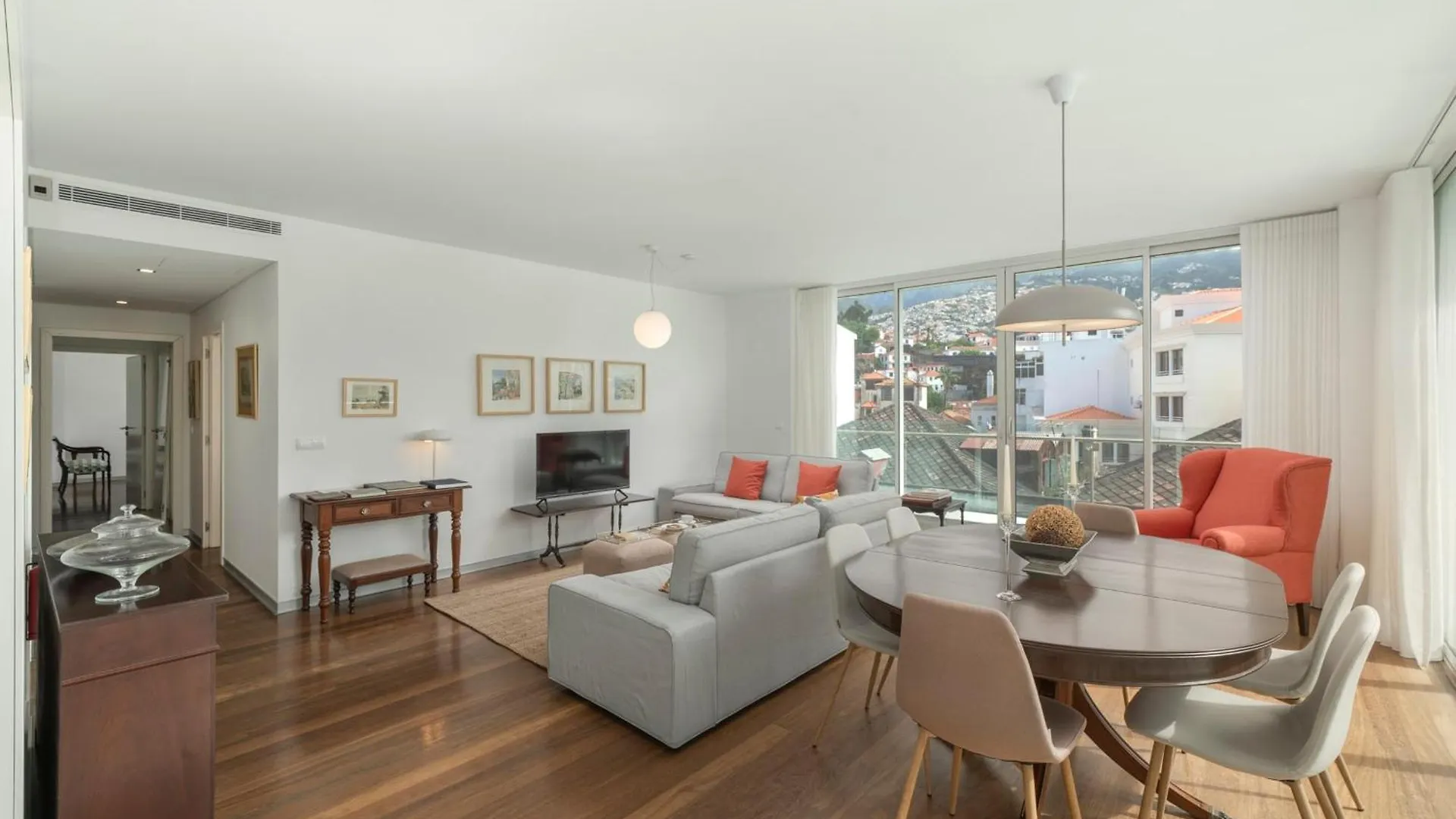 The Plaza Apartment By An Island Apart Funchal