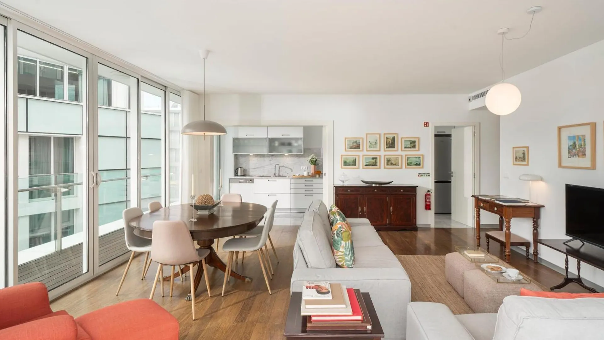The Plaza Apartment By An Island Apart Funchal