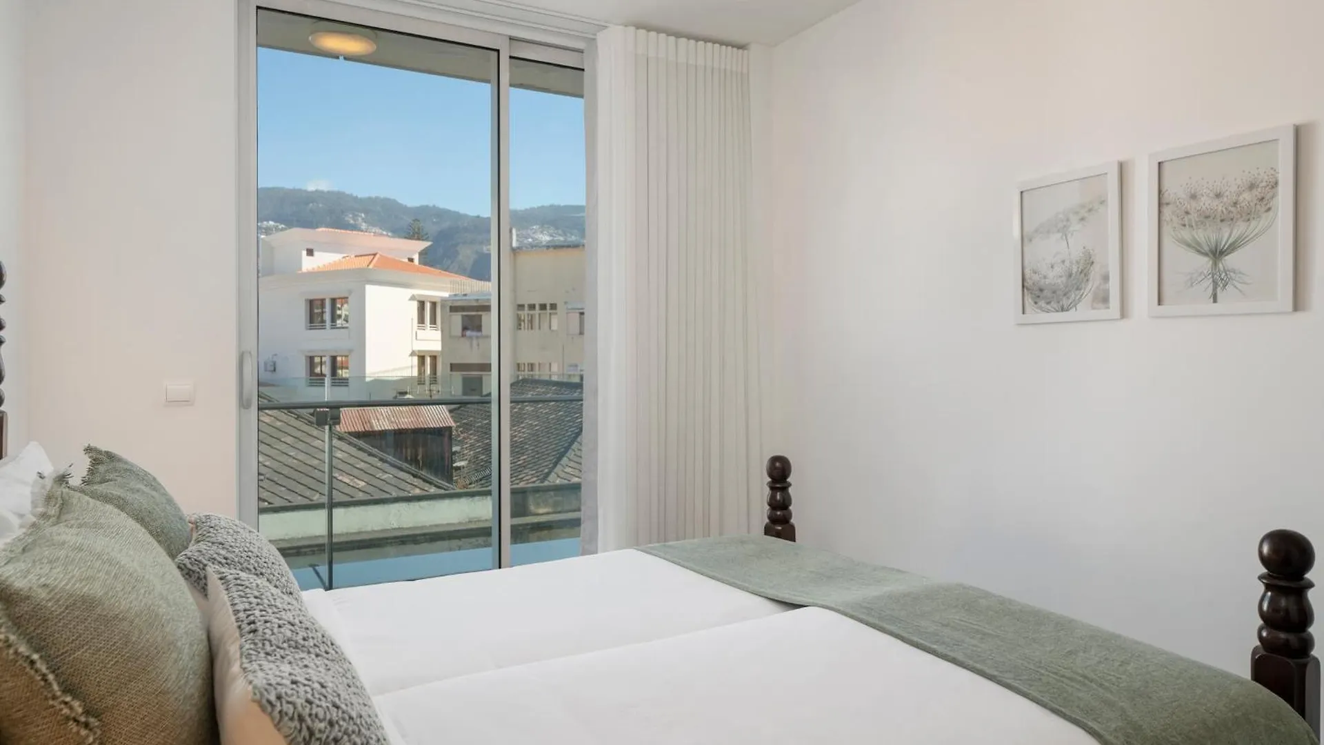 The Plaza Apartment By An Island Apart Funchal